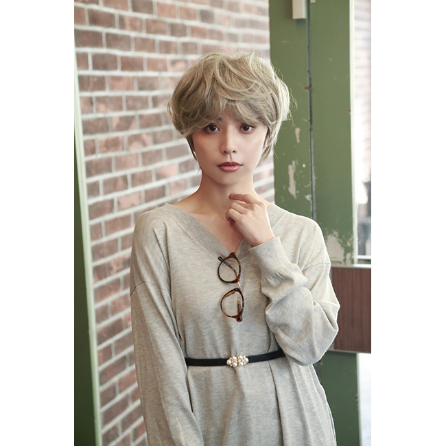 PRISILA【プリシラ】　オールウィッグ　ロンドンショート　A-679　　THB : 耐熱ハニーブロンズ　（お取り寄せ商品）